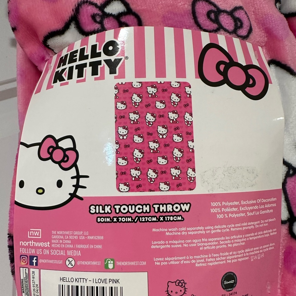 Hello Kitty Pink Silk Touch Blanket